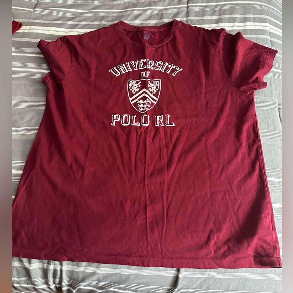 Red tee